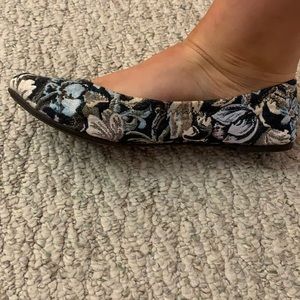 Lucky brand ballet flats